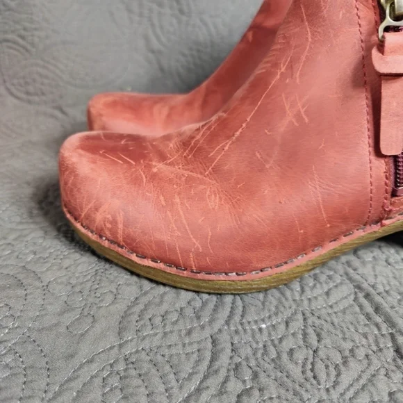 Dansko Max Block Heel Zip  Distressed Rust Burgundy Leather Ankle Wedge 6.5-7 - Picture 3 of 13